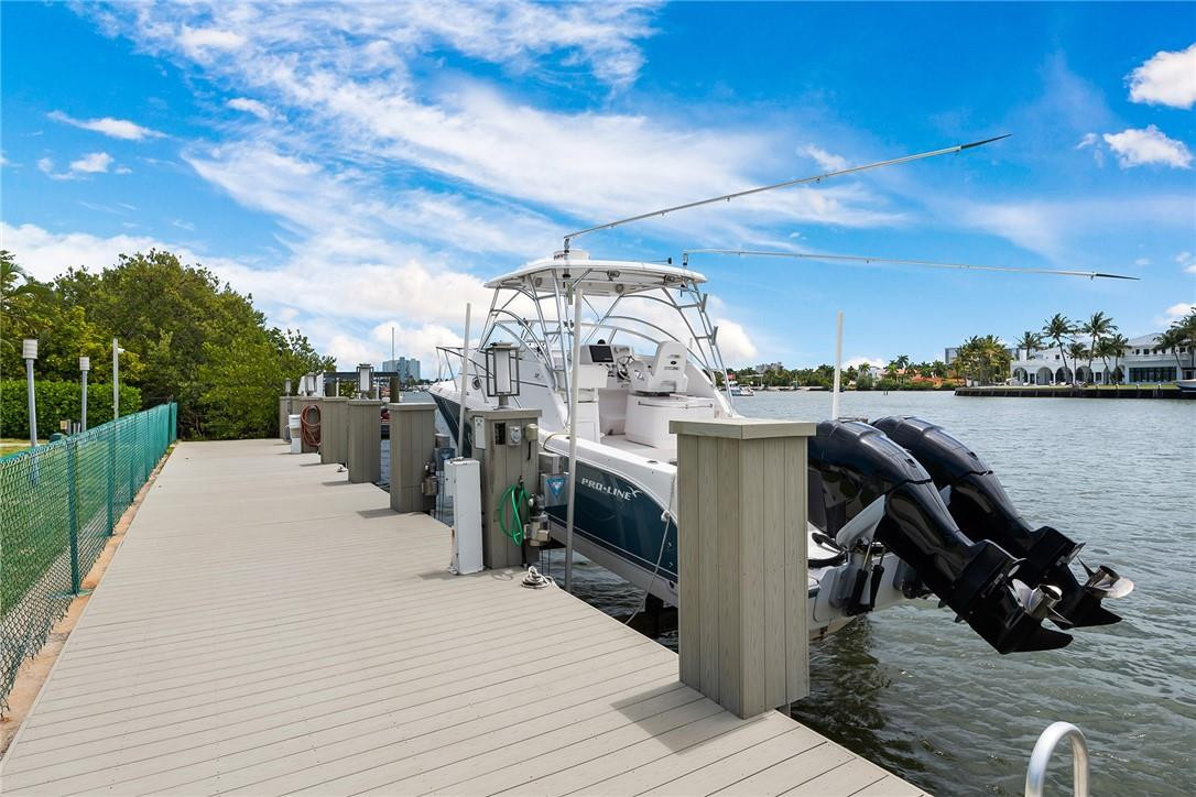 Hollywood Lakes Sec 1-32 - Residential