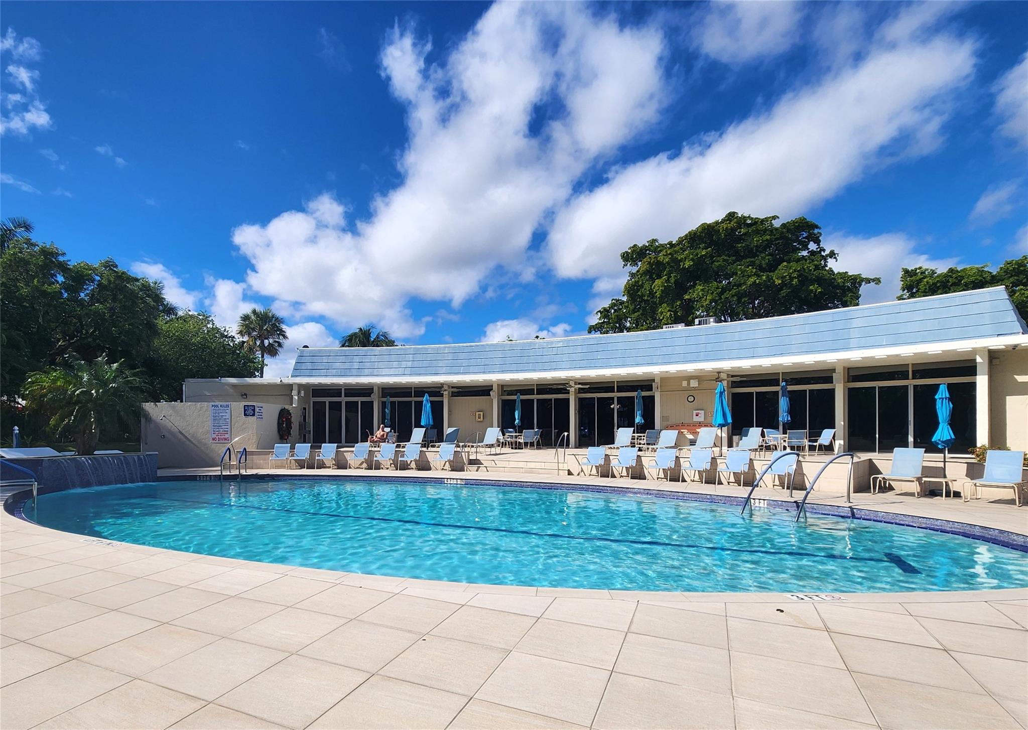 HILLSBORO COVE - Residential