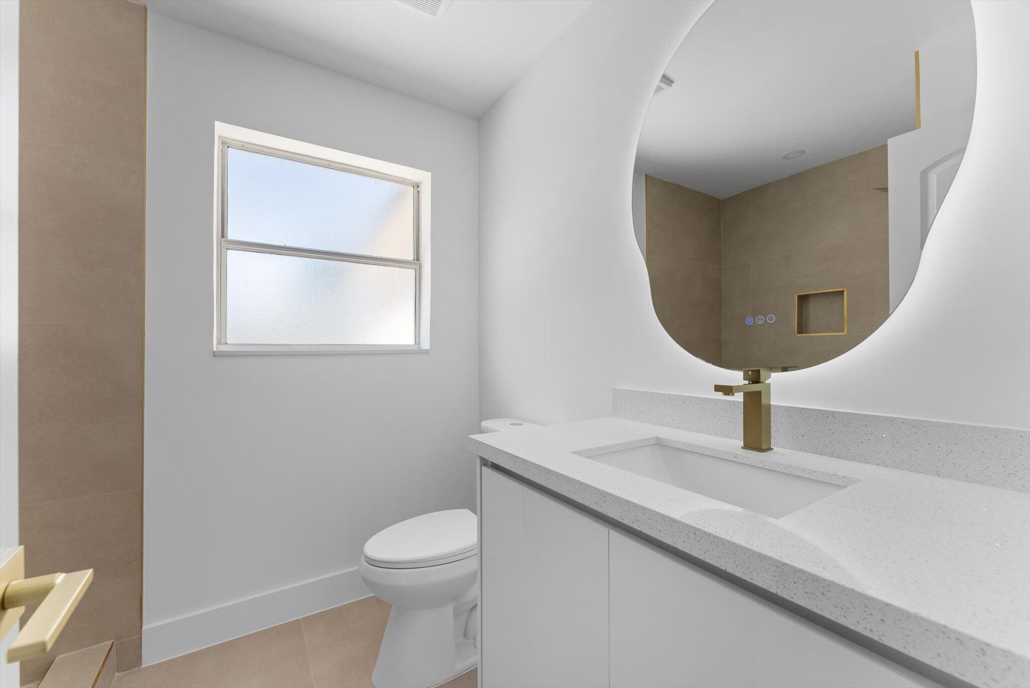 LAKE OSBORNE HILLS - Residential