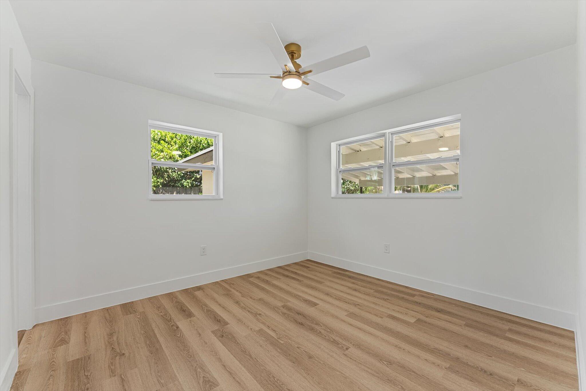 LAKE OSBORNE HILLS - Residential