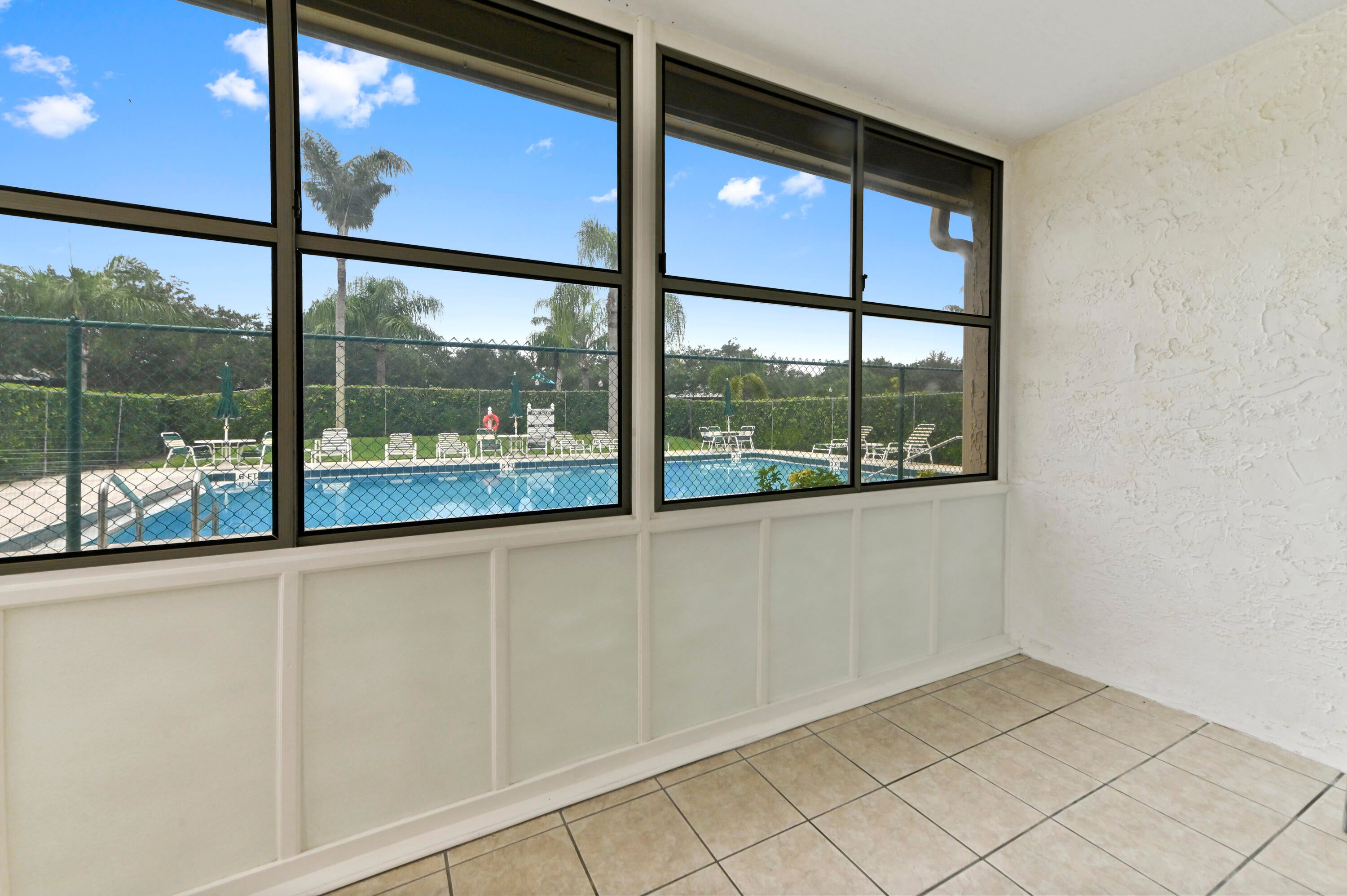 Properties 126 Sparrow Drive 22A