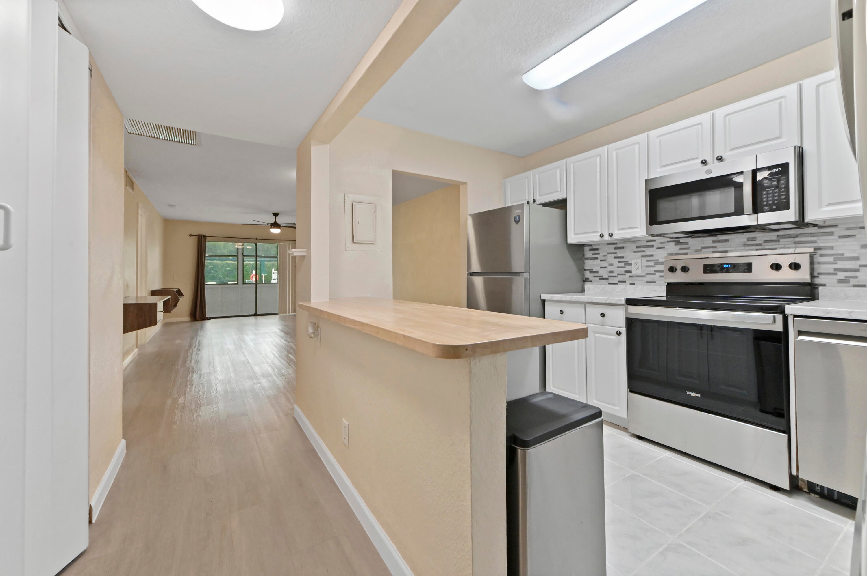 Properties 126 Sparrow Drive 22A