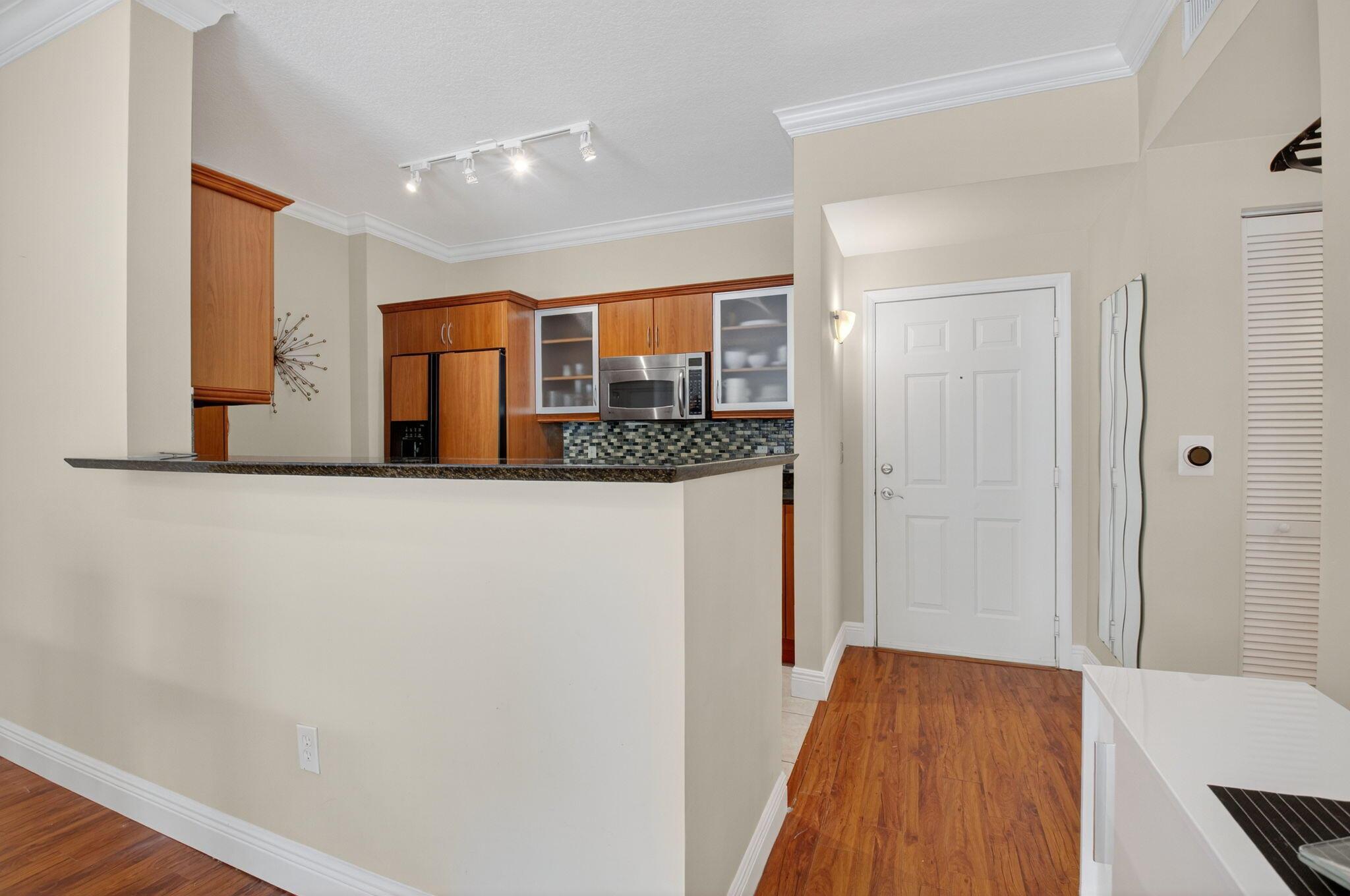 MOORINGS AT LANTANA, The - Residential