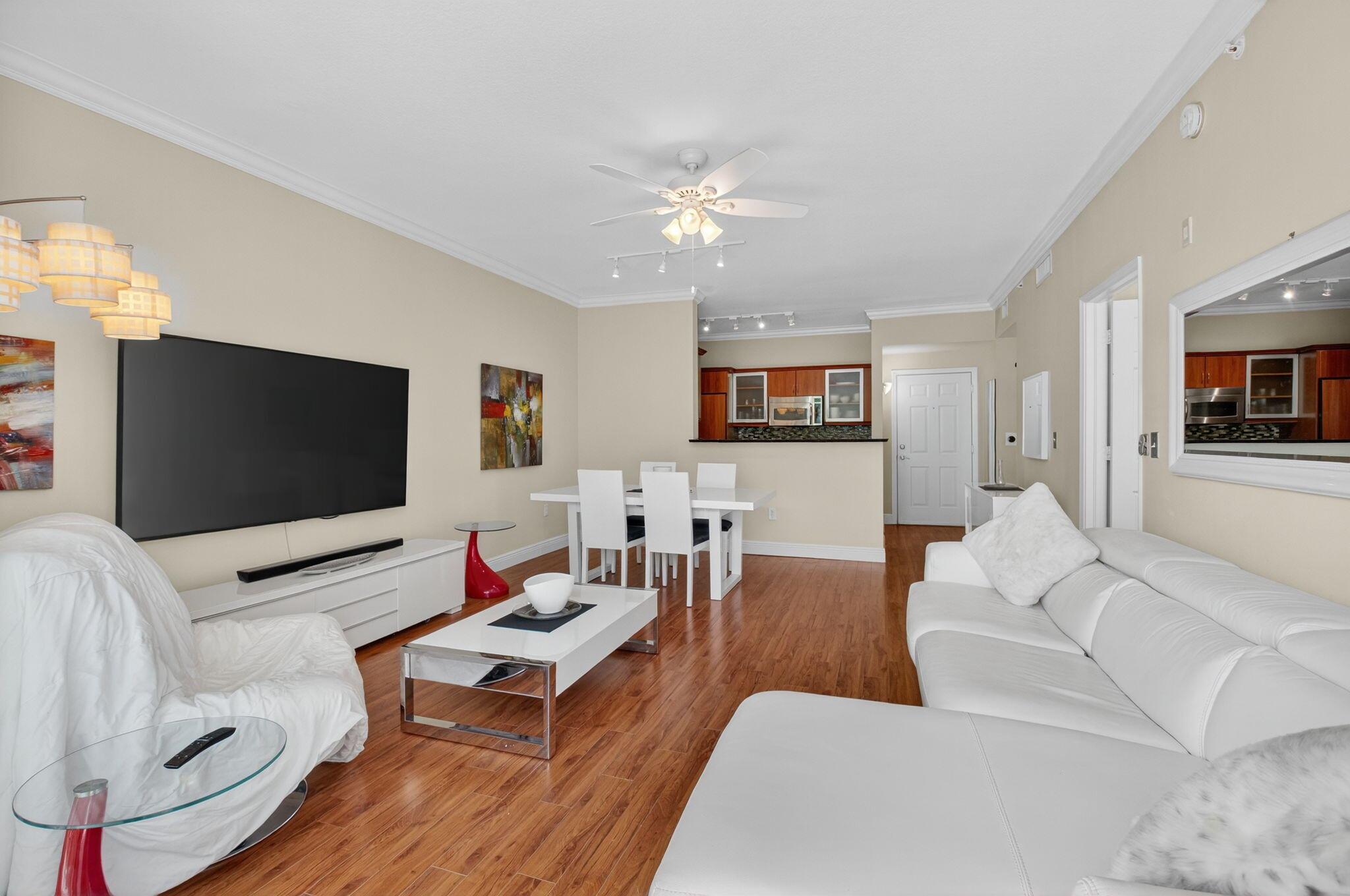 MOORINGS AT LANTANA, The - Residential