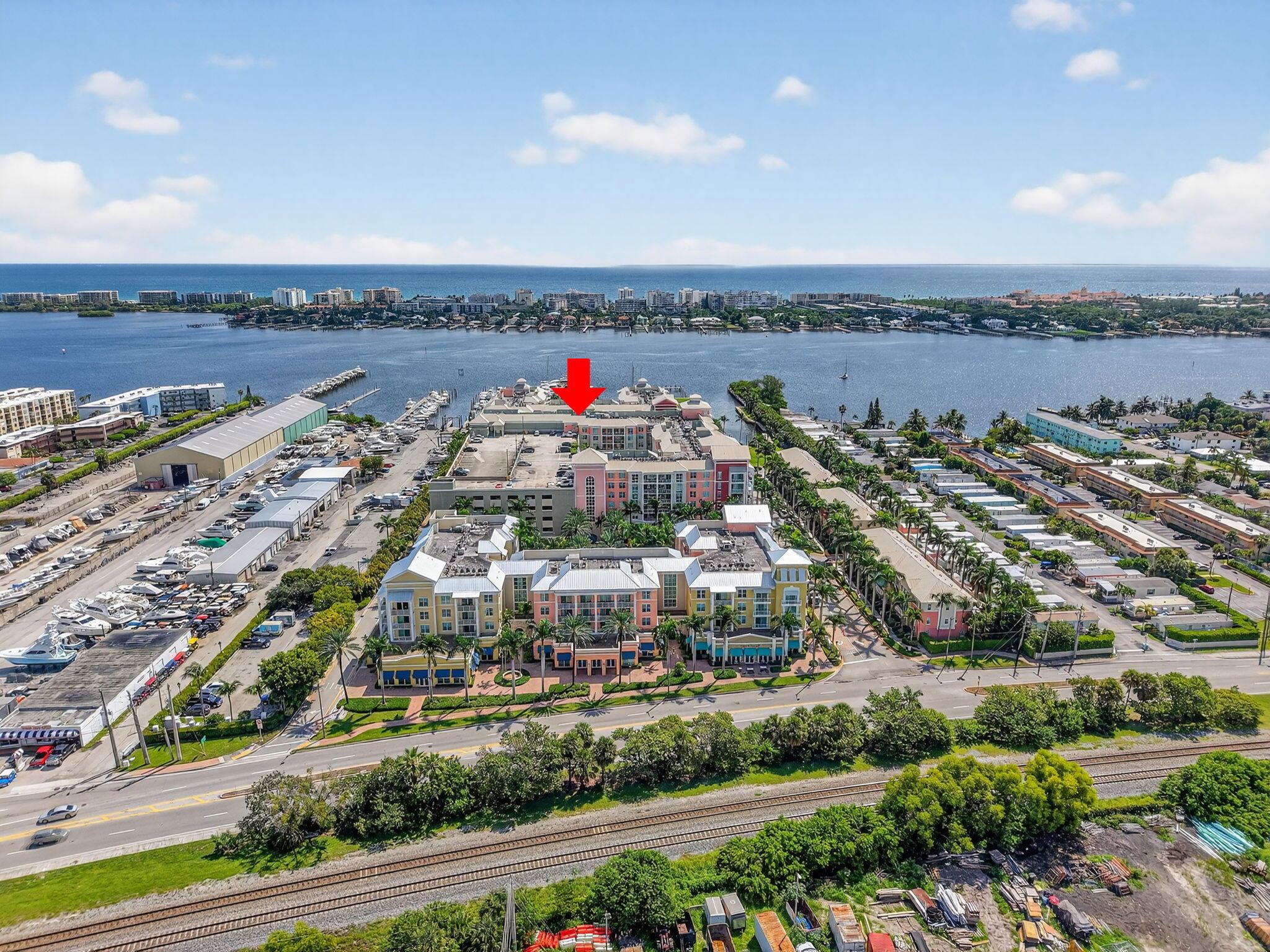 MOORINGS AT LANTANA, The - Residential