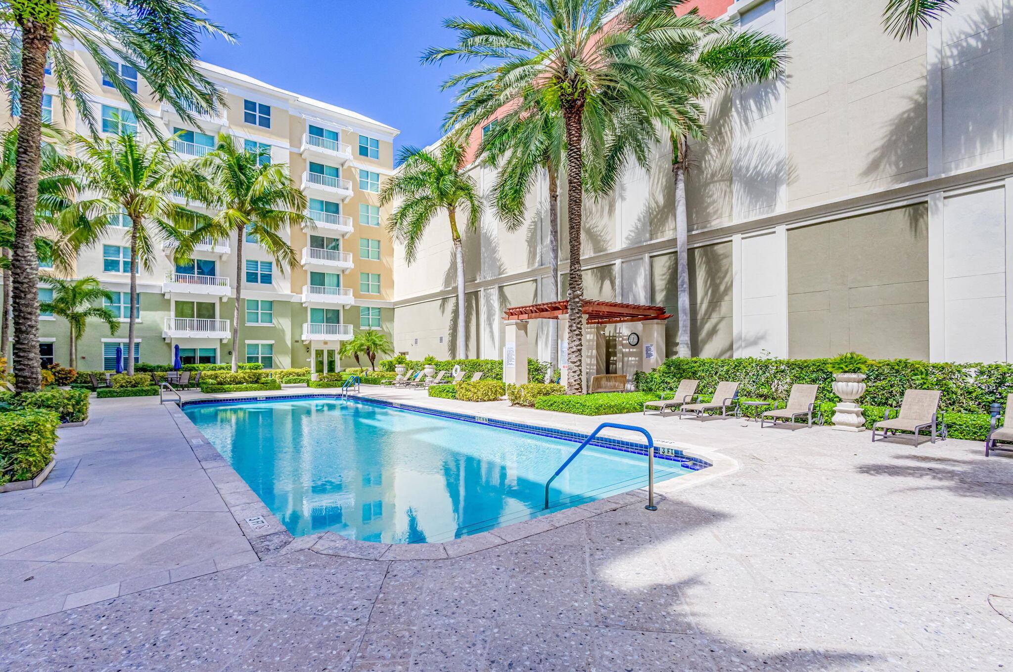 MOORINGS AT LANTANA, The - Residential