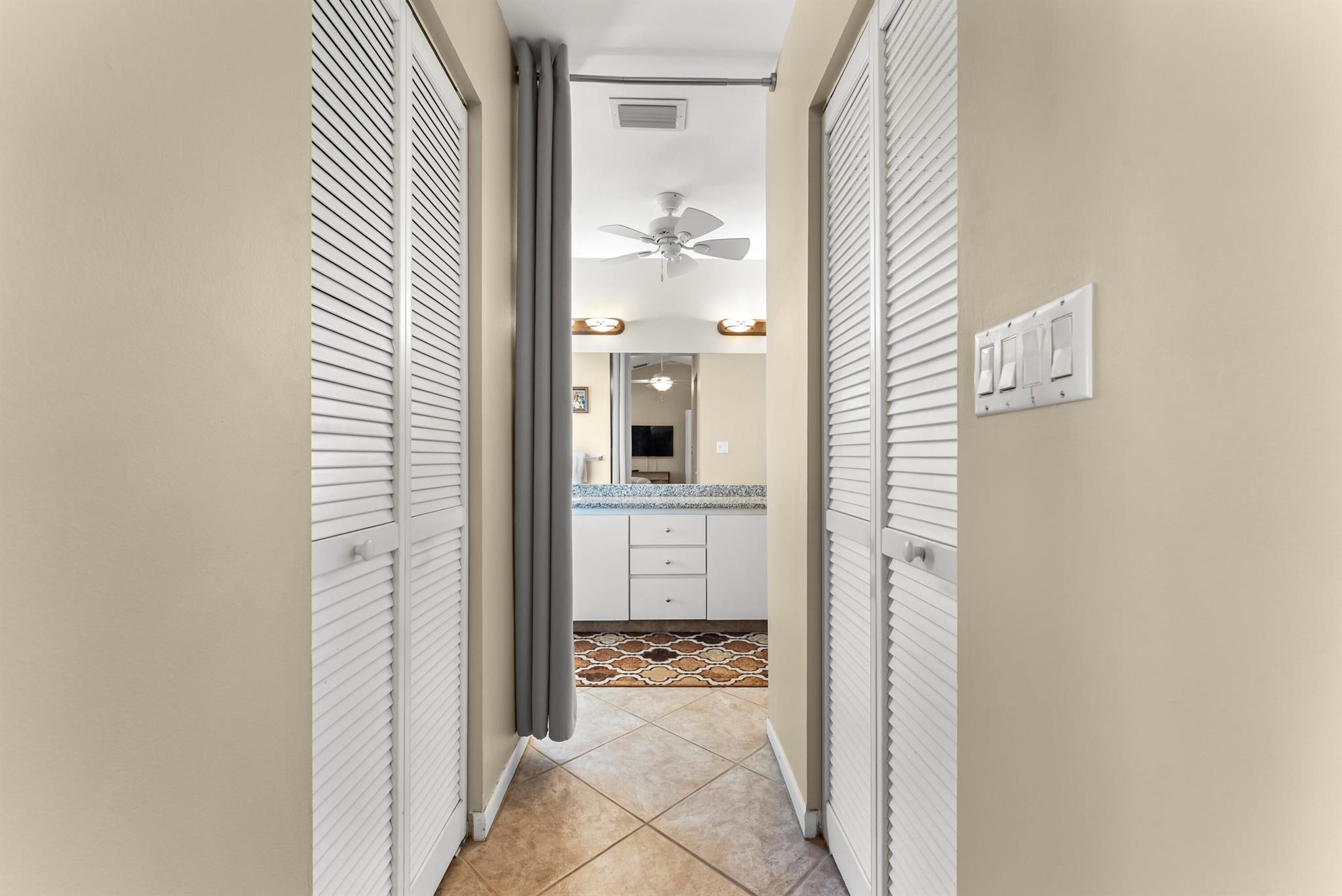 EXECUTIVE ESTATES - Residential