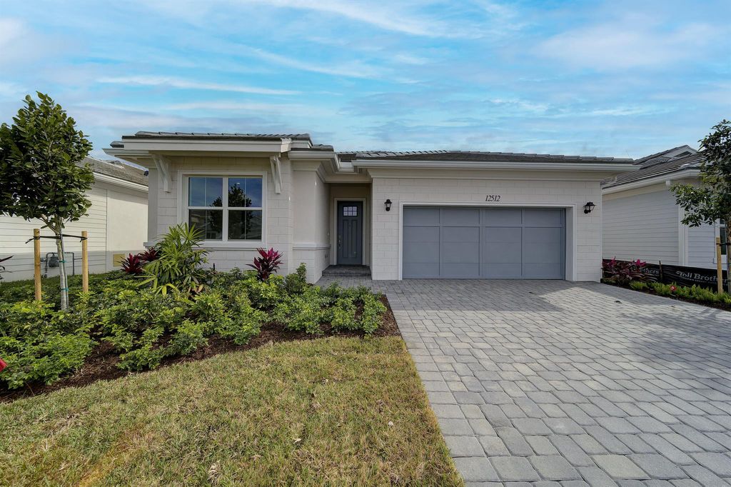 Photo of 12512 Nautilus Circle, Palm Beach Gardens, FL 33412 (MLS # R10960033)