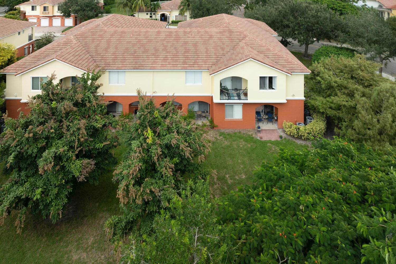 VILABELLA CENTRAL PARK CONDO - Residential Lease