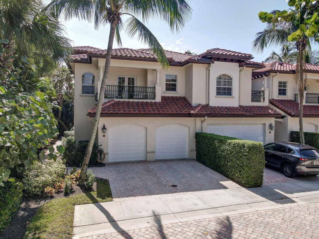 Photo of 66 Marina Gardens Drive, Palm Beach Gardens, FL 33410 (MLS # R11033466)