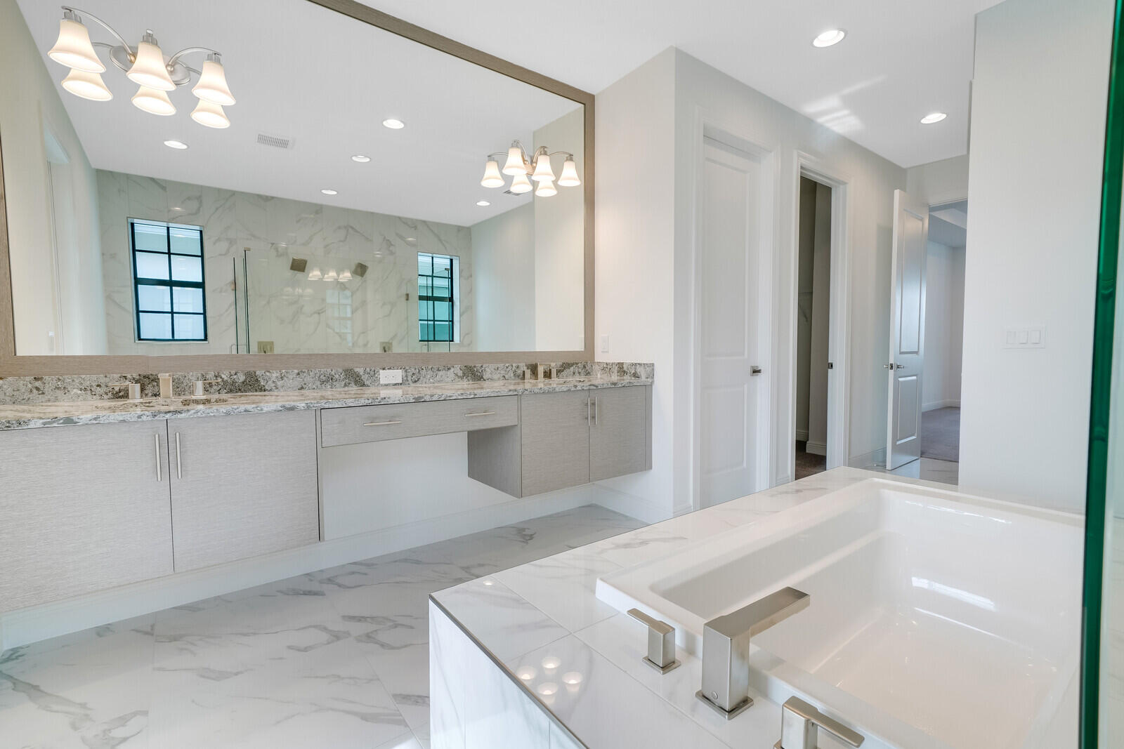 Alton Neighborhood - Residential Lease