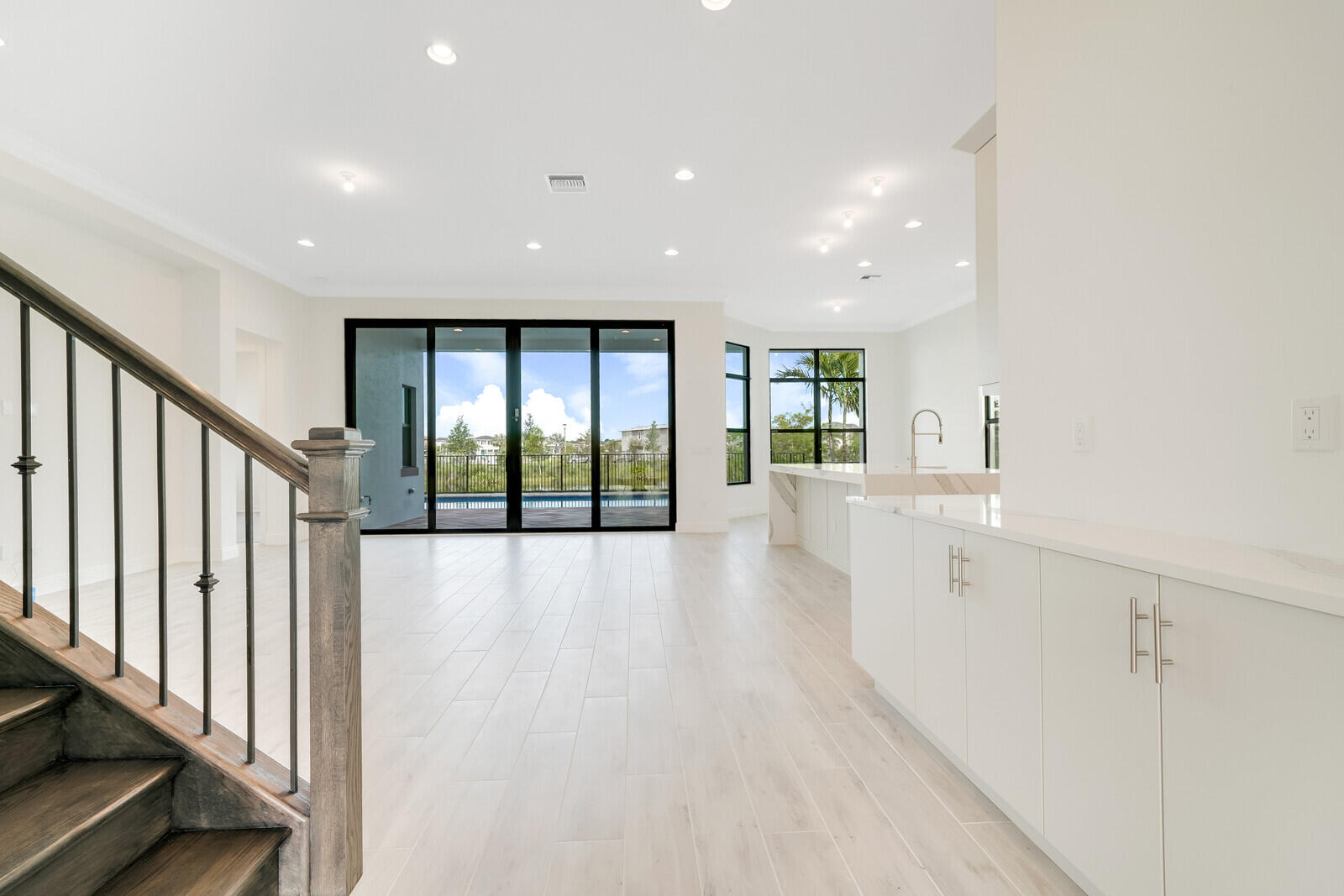 Alton Neighborhood - Residential Lease