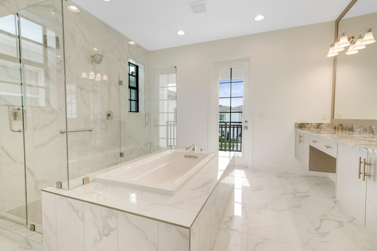 Alton Neighborhood - Residential Lease