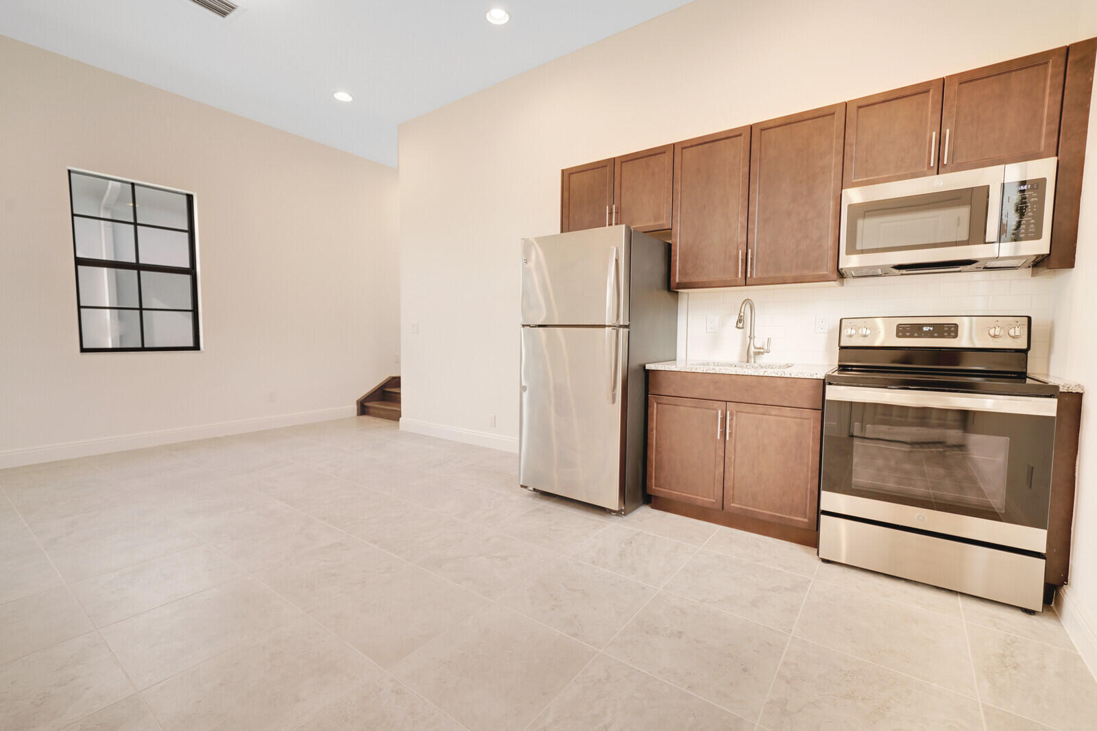 Alton Neighborhood - Residential Lease