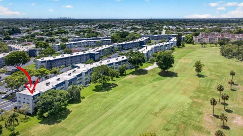 Tiny photo for 7827 GOLF CIR Drive #301, Margate, FL 33063 (MLS # B26065435)