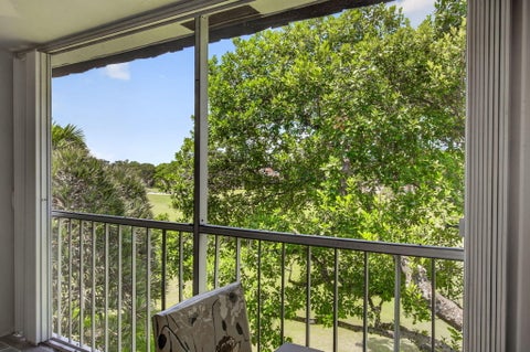 Tiny photo for 7827 GOLF CIR Drive #301, Margate, FL 33063 (MLS # B26065435)