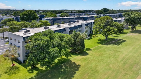 Tiny photo for 7827 GOLF CIR Drive #301, Margate, FL 33063 (MLS # B26065435)