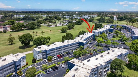 Tiny photo for 7827 GOLF CIR Drive #301, Margate, FL 33063 (MLS # B26065435)