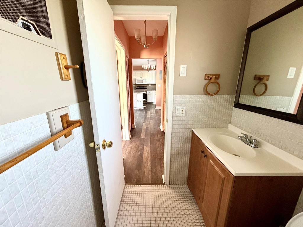 CYPRESS GARDENS CONDOMINI - Residential