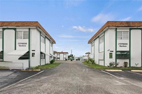 2225 Polk St 11A Hollywood FL 33020