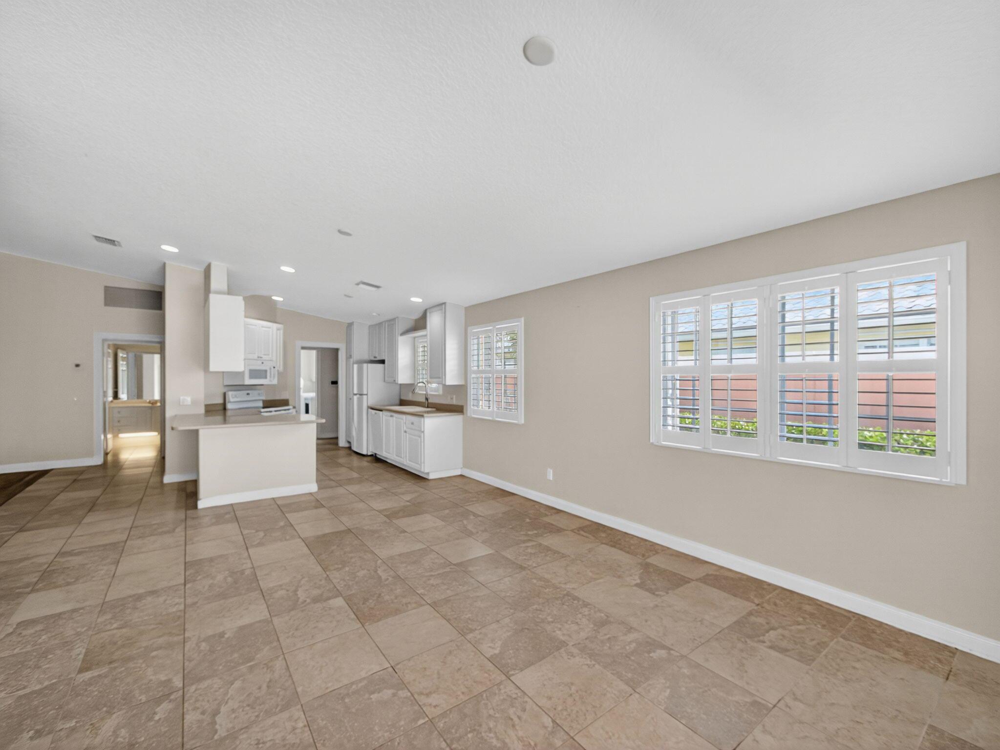 TRADITION PLAT NO 16 - Residential