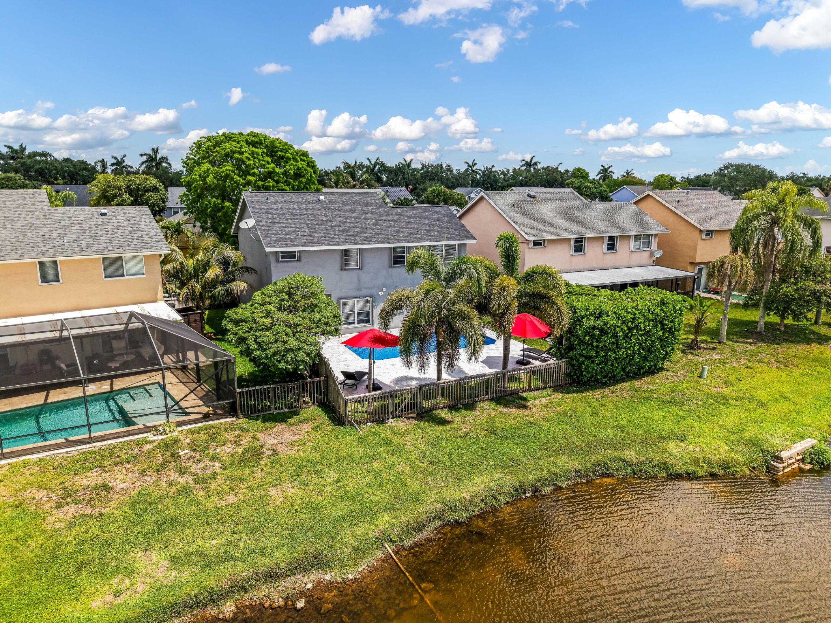 SAWGRASS ESTATES - Residential
