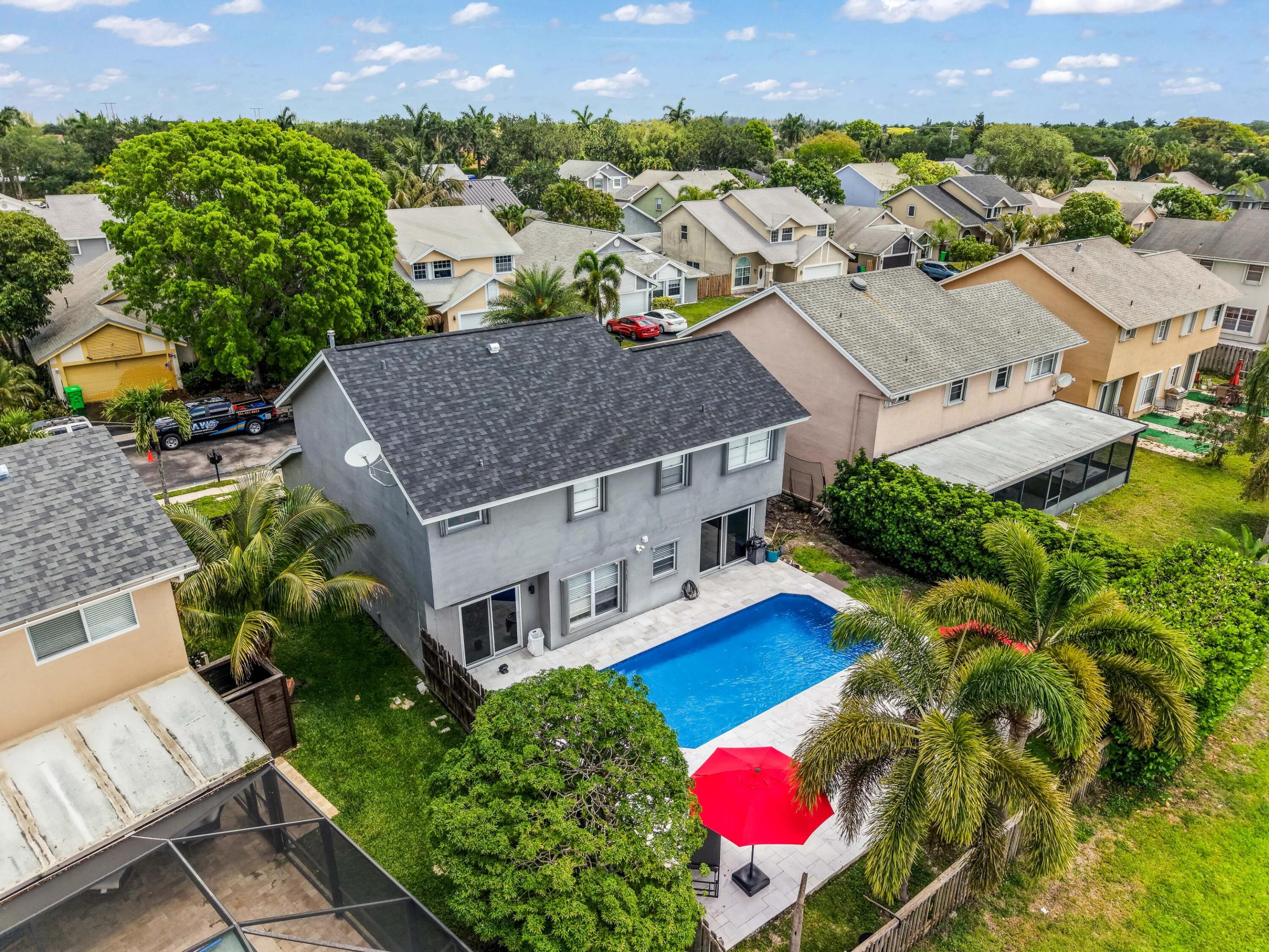 SAWGRASS ESTATES - Residential