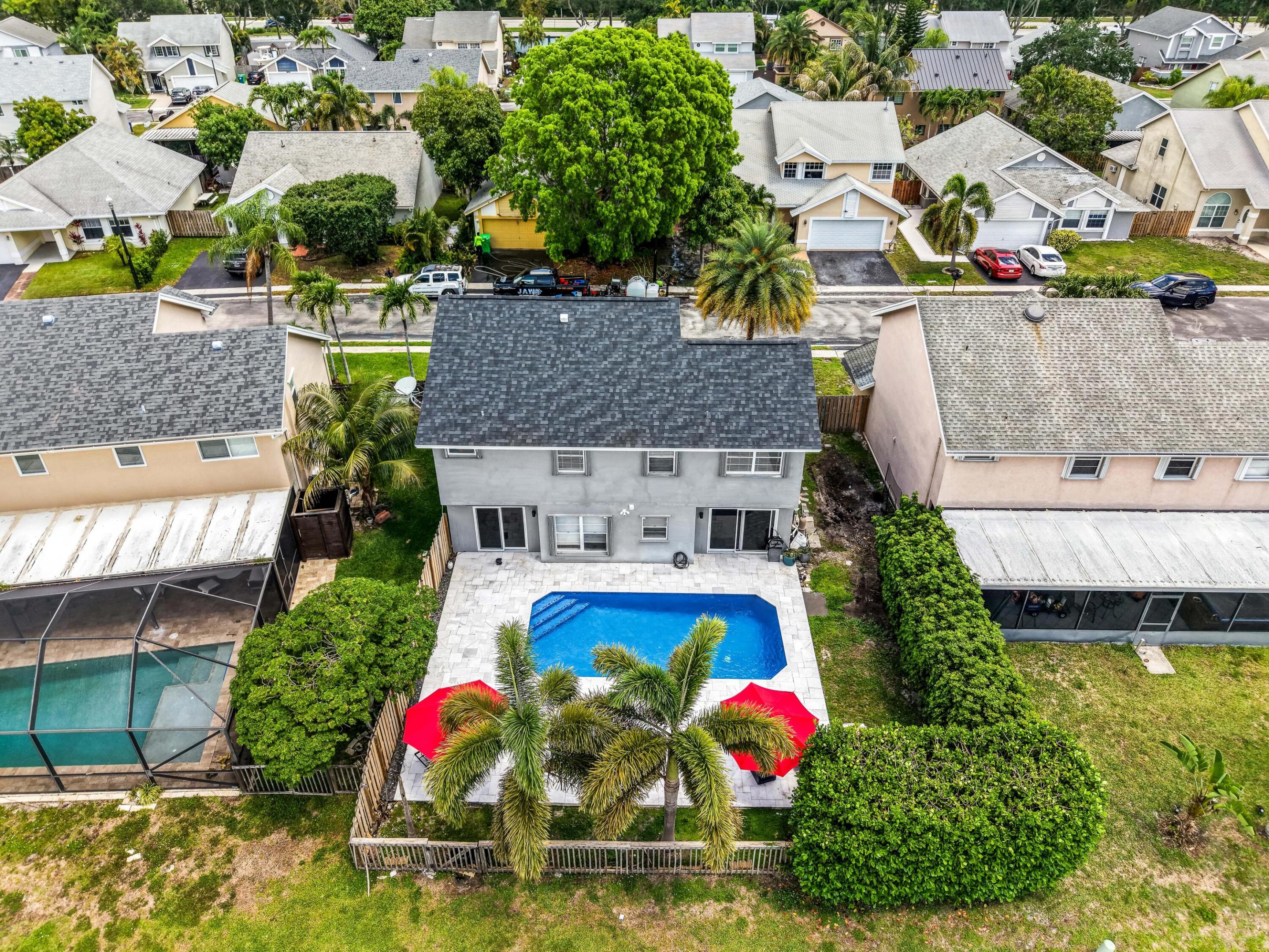 SAWGRASS ESTATES - Residential