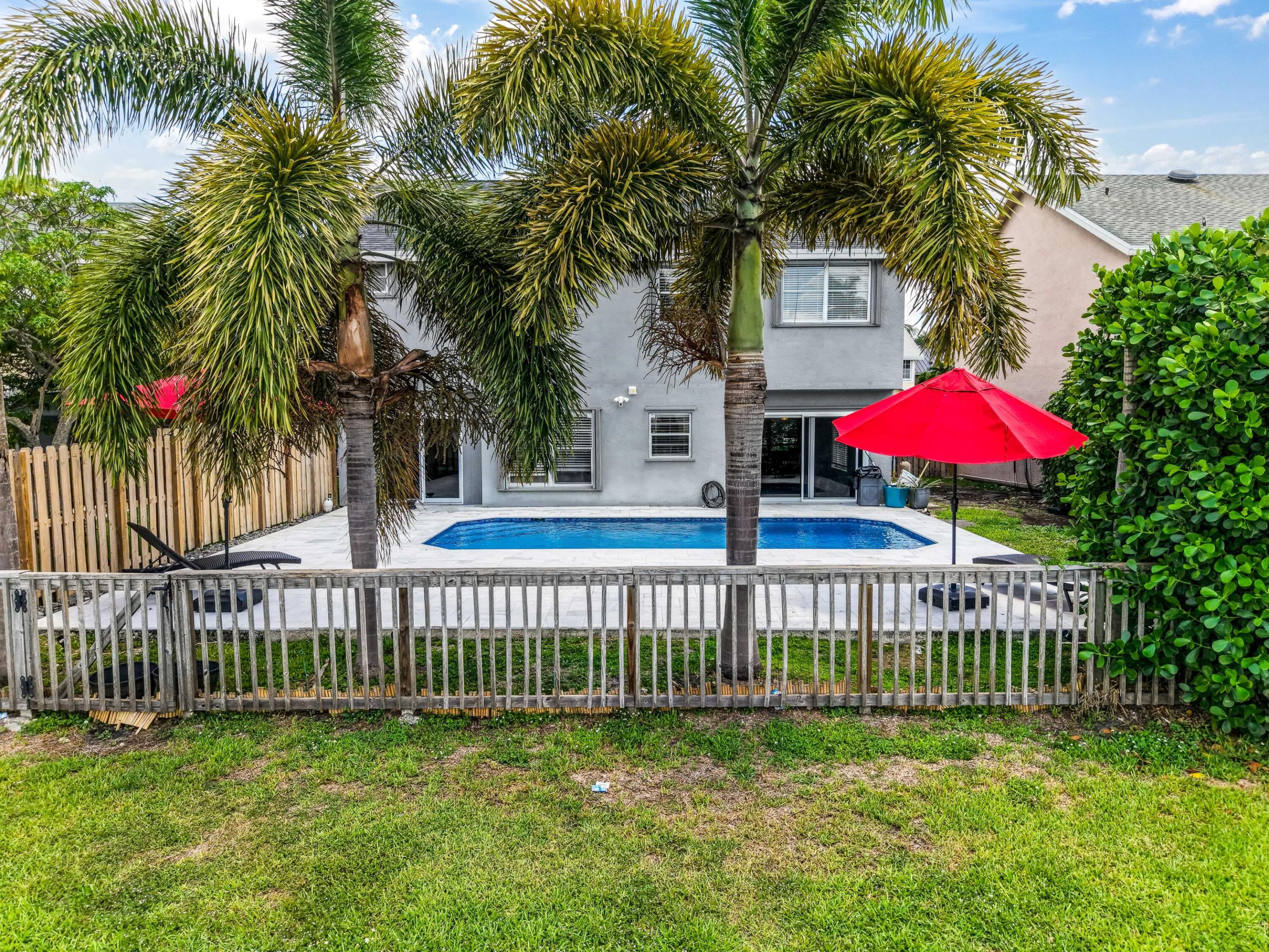 SAWGRASS ESTATES - Residential