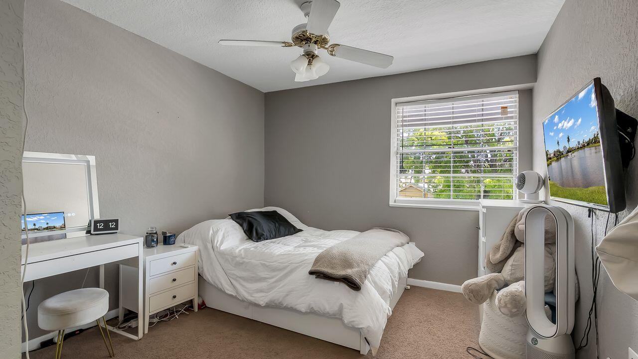 SAWGRASS ESTATES - Residential