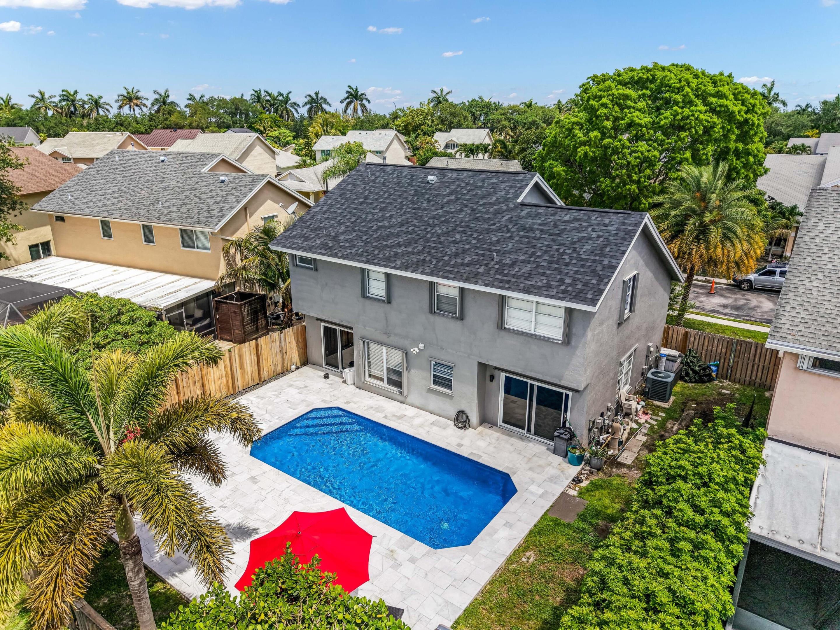 SAWGRASS ESTATES - Residential