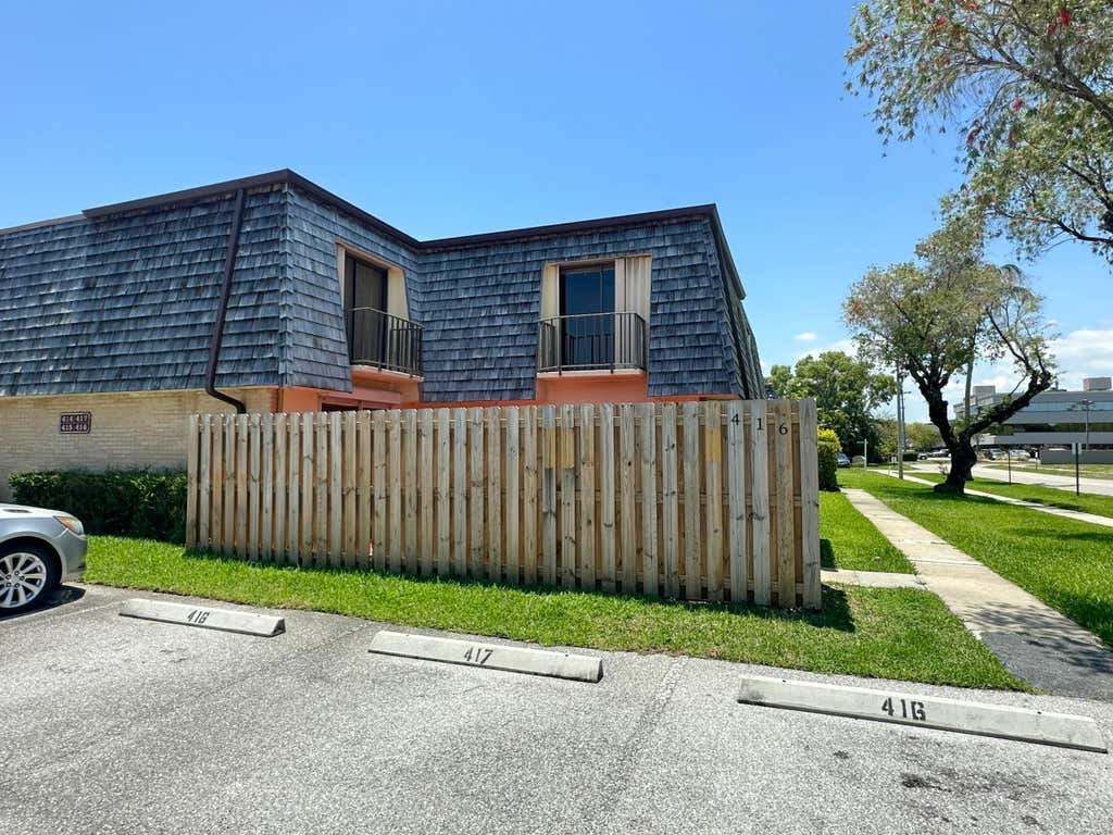 Photo of 416 Arabian Road, Palm Springs, FL 33461 (MLS # B26043768)