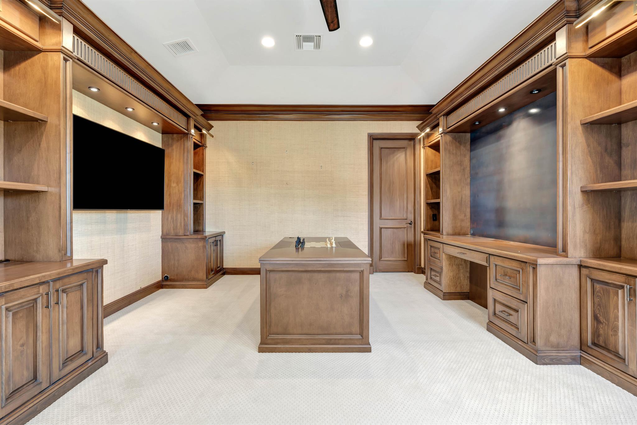 HARBOUR ISLES - Residential