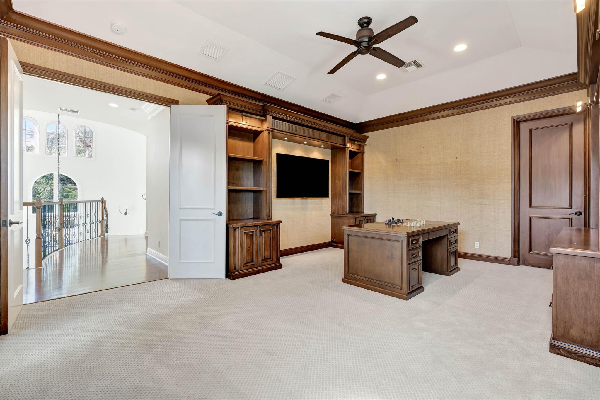 HARBOUR ISLES - Residential