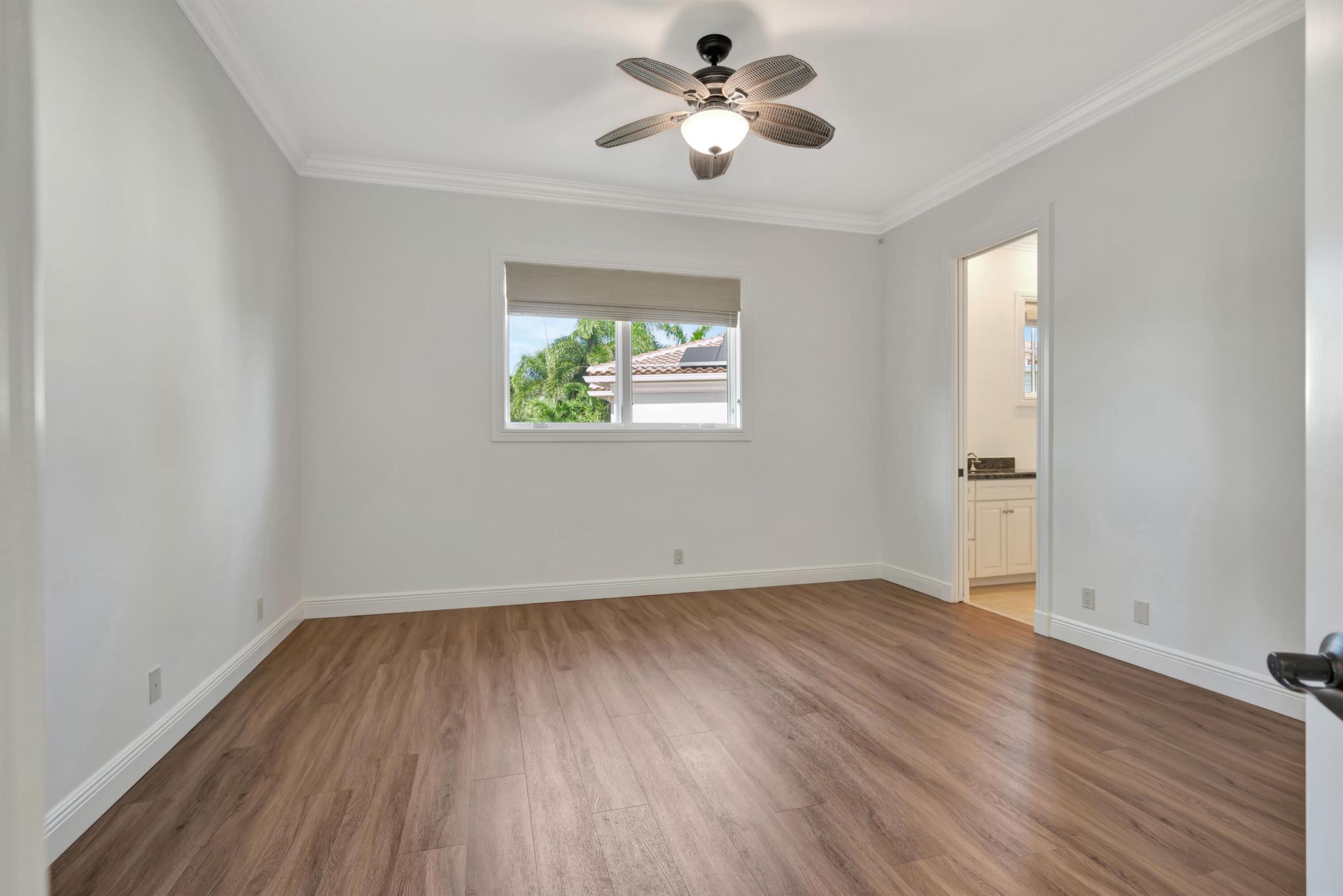 HARBOUR ISLES - Residential