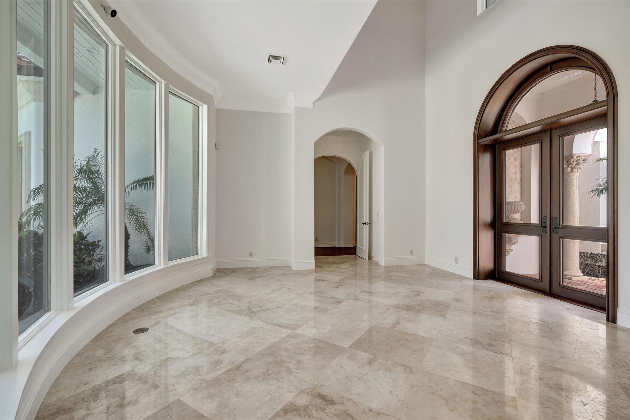 753 Harbour Isle Place