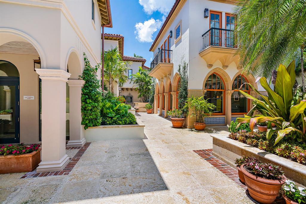 VIA FLAGLER CONDO - Residential