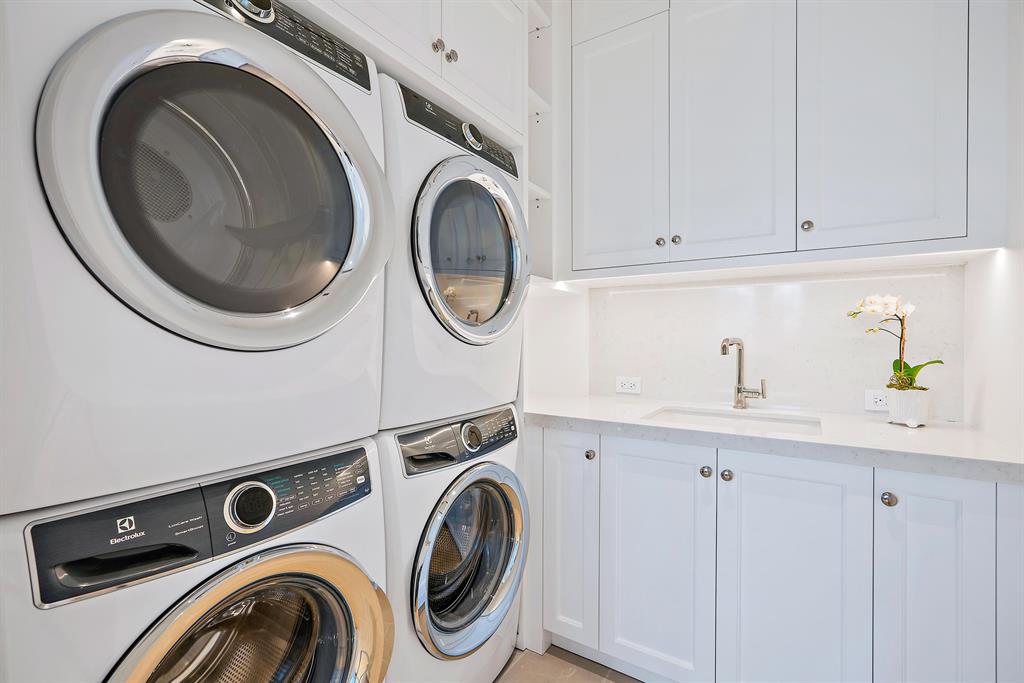 VIA FLAGLER CONDO - Residential