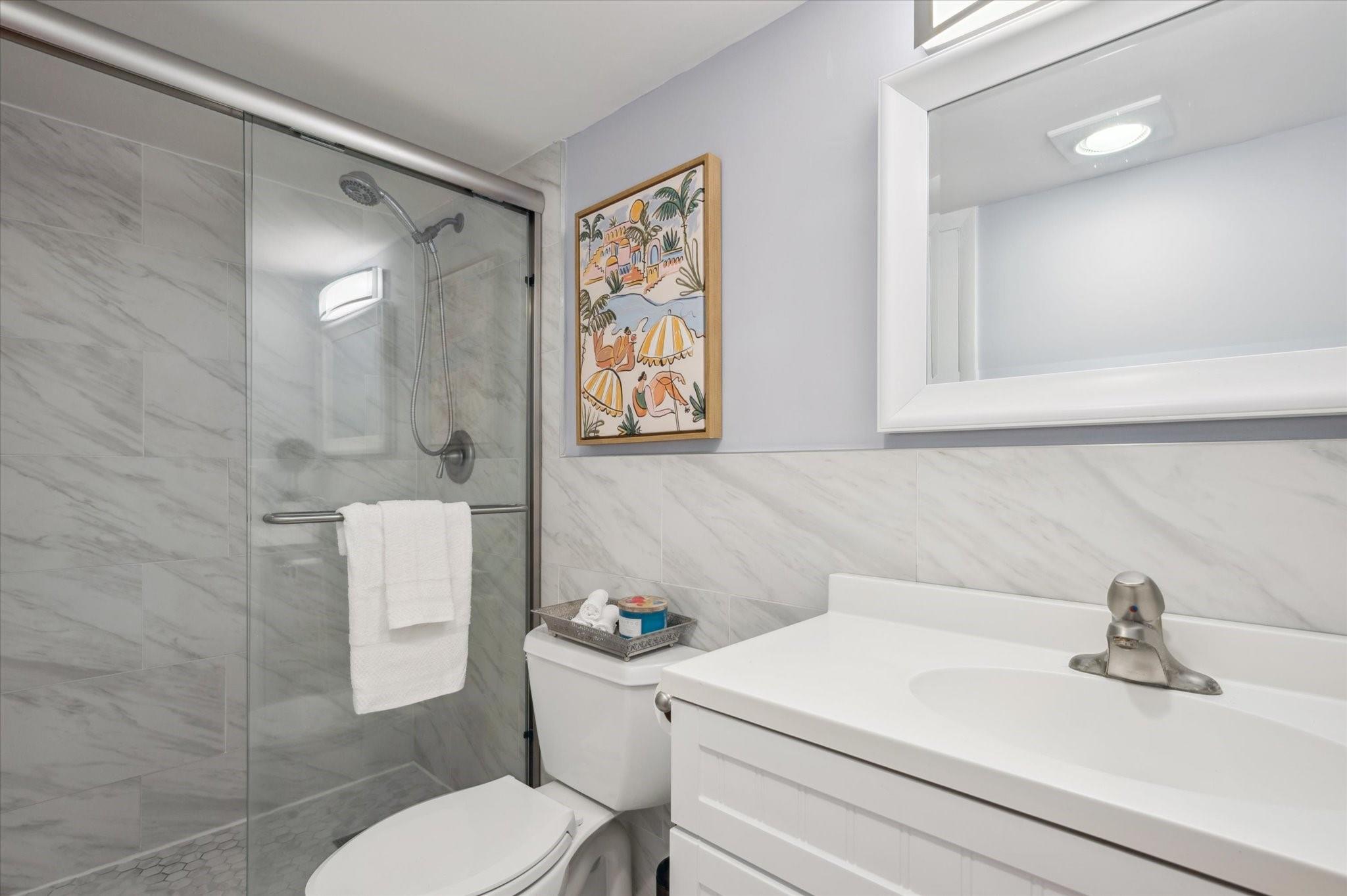 MEADOWBROOK LAKES VIEW - Residential