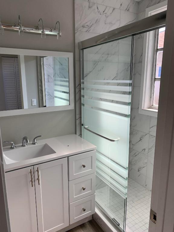 LAKE WORTH TOWN OF - Residential Lease