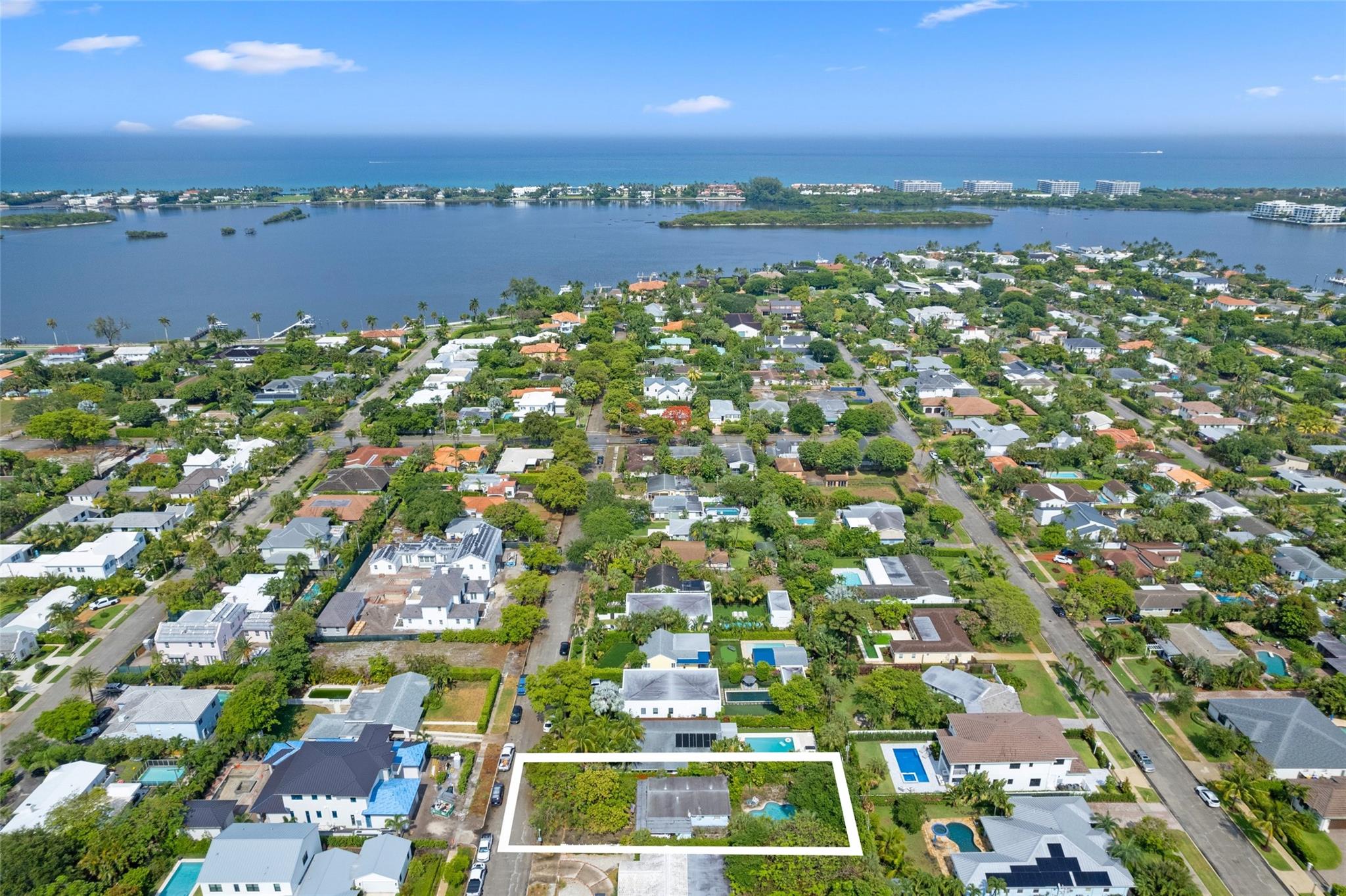 246 Seville Rd