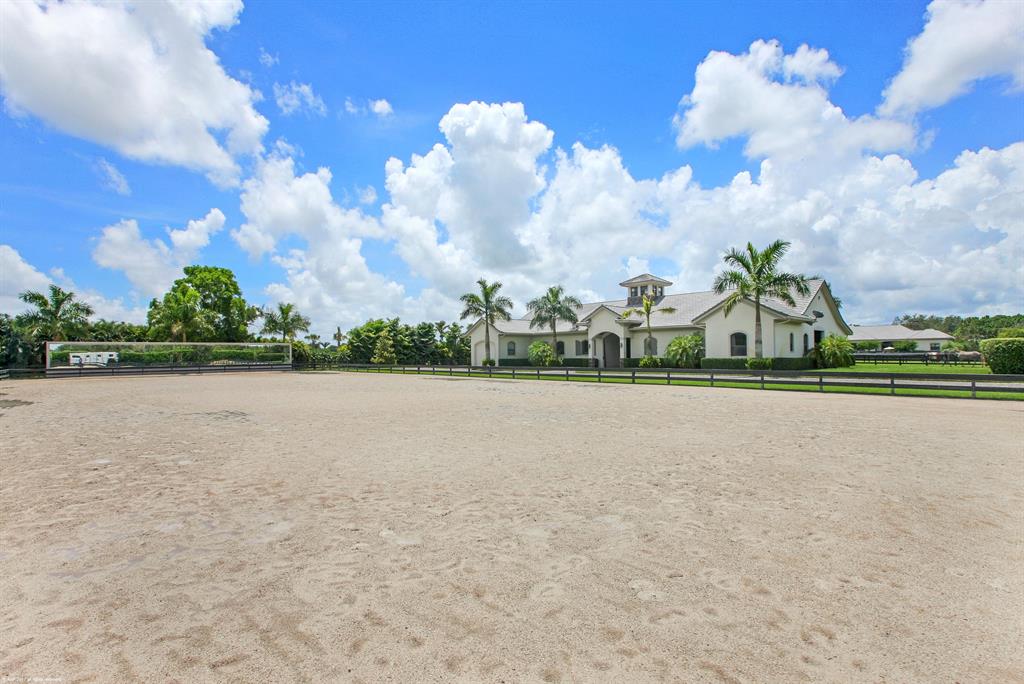 PALM BEACH POINT - Residential