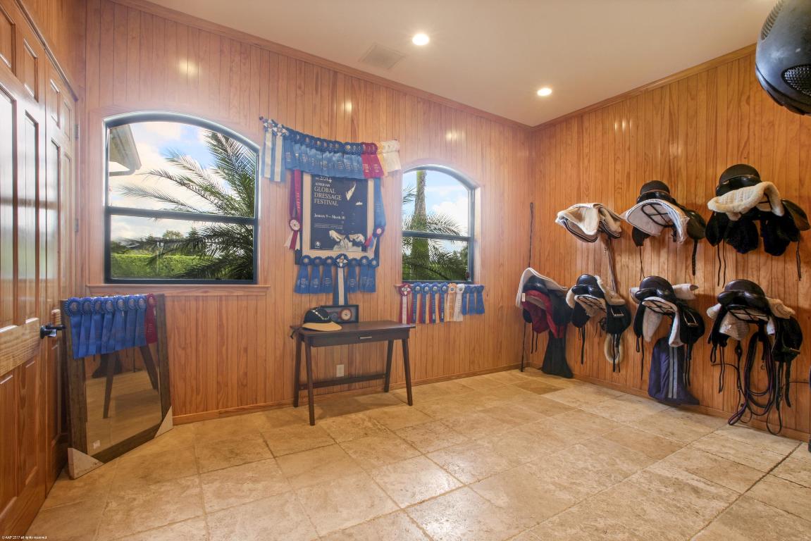 PALM BEACH POINT - Residential