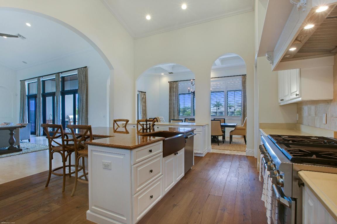 PALM BEACH POINT - Residential