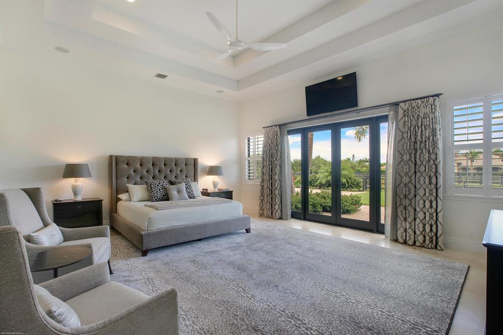 PALM BEACH POINT - Residential