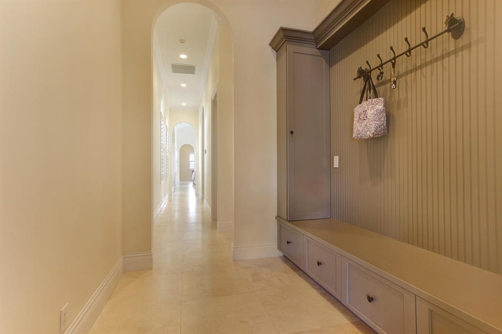 PALM BEACH POINT - Residential