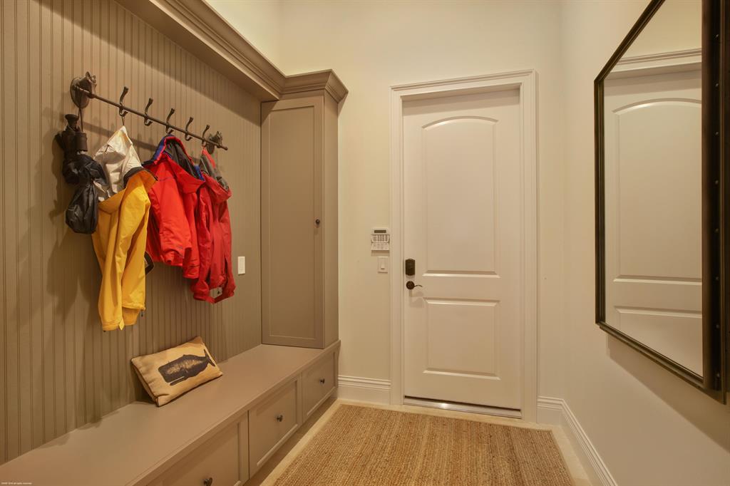 PALM BEACH POINT - Residential