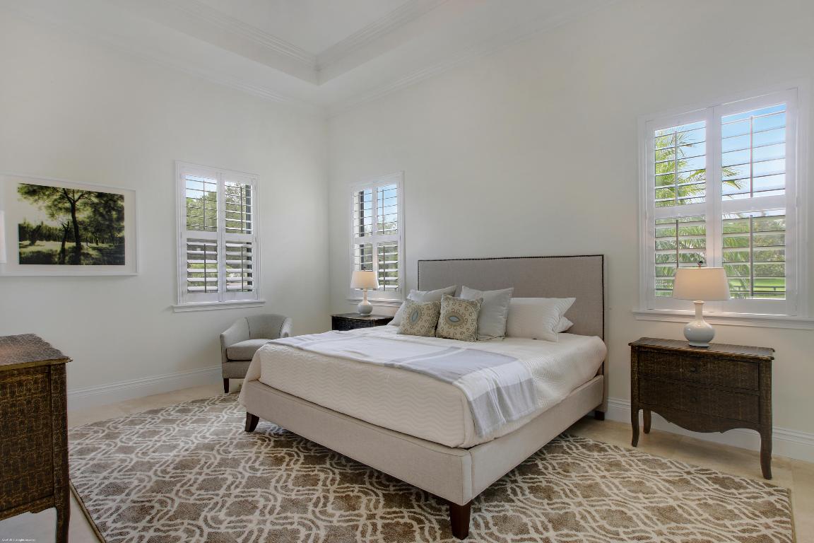 PALM BEACH POINT - Residential