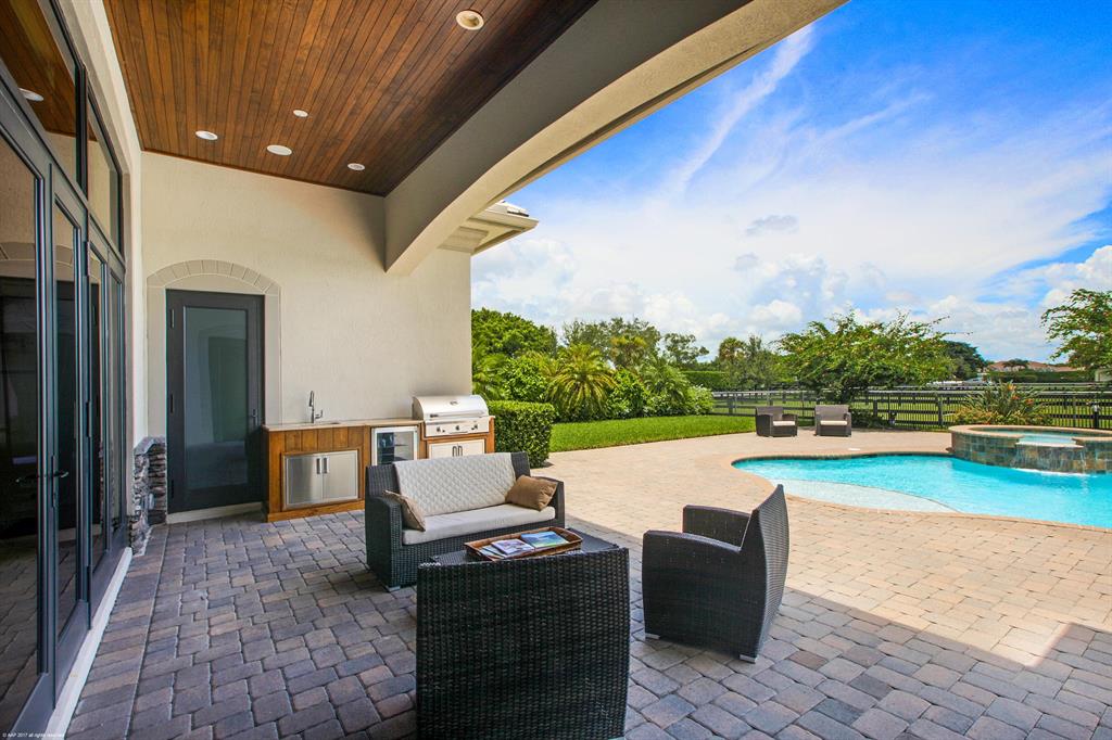 PALM BEACH POINT - Residential