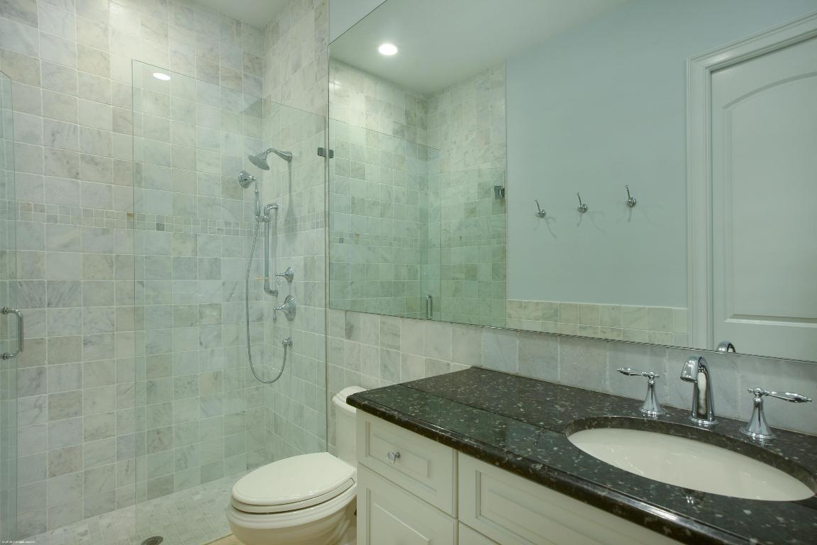 PALM BEACH POINT - Residential